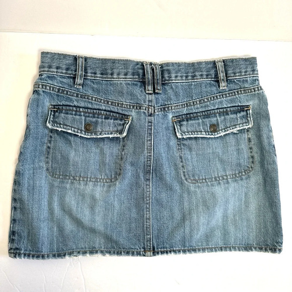 Old Navy Y2k Ultra Low Waist Denim Cargo Distressed Mini Skirt Size 10 - Picture 4 of 7